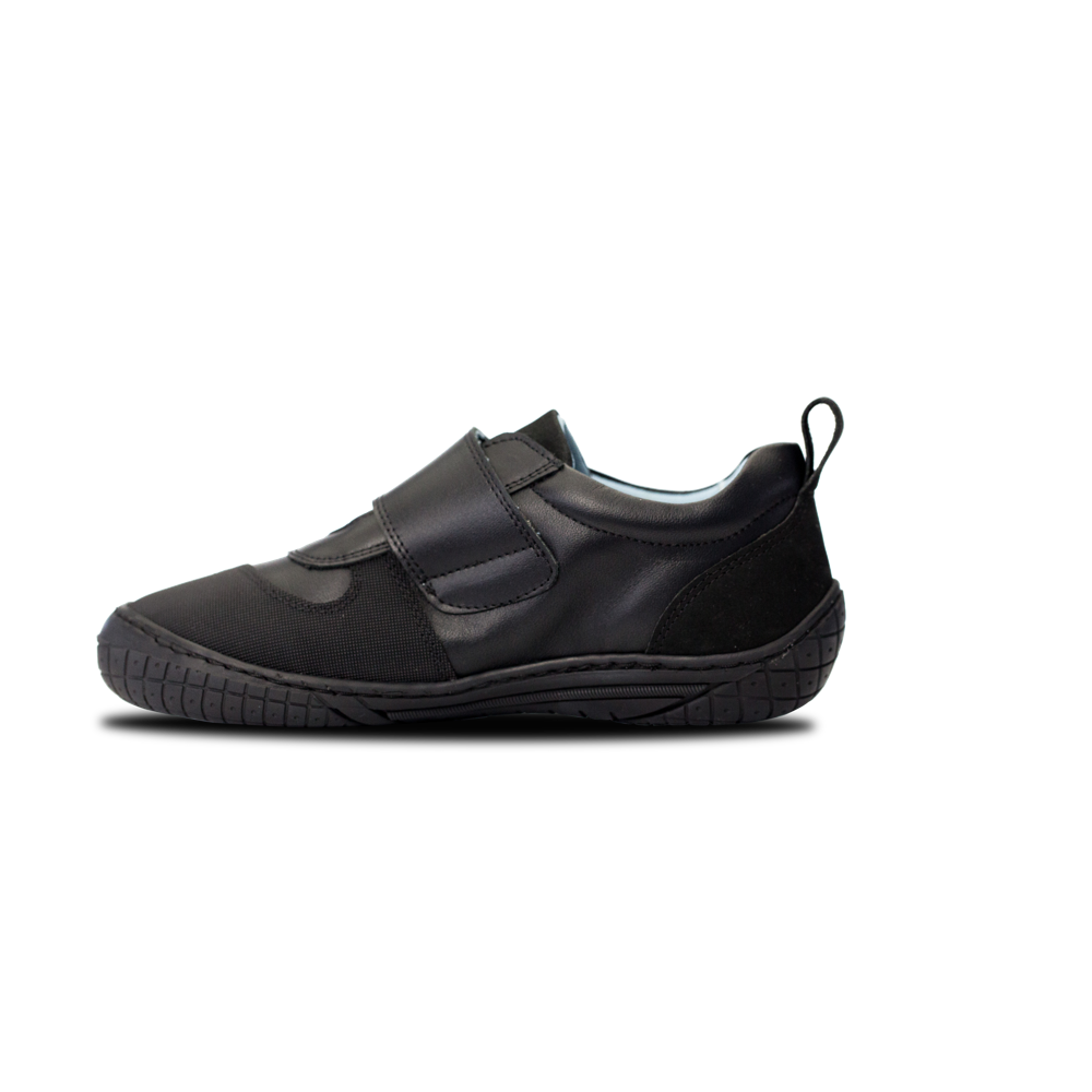 Scoop Sneaker - Black