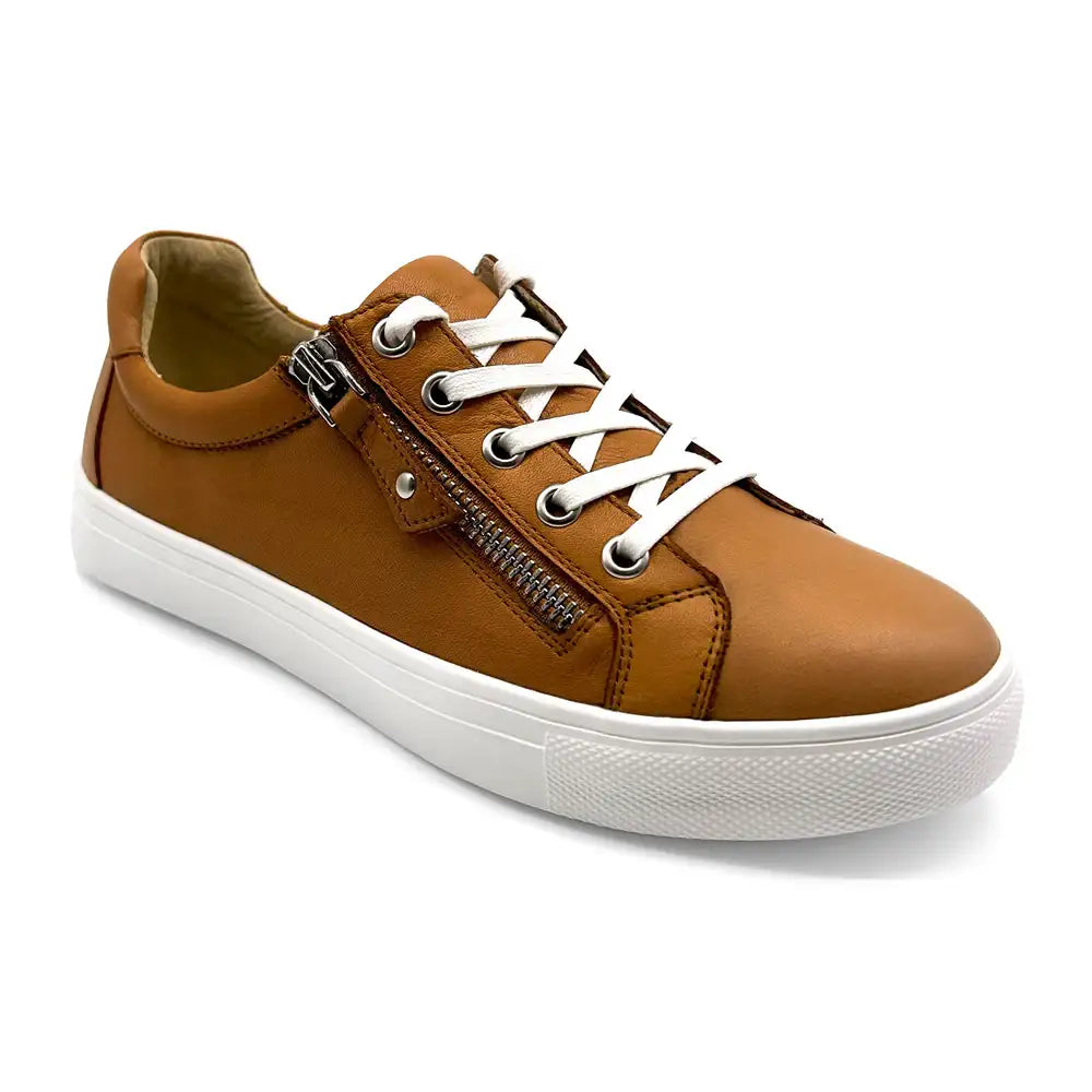 Cara Sneaker - Coconut Tan