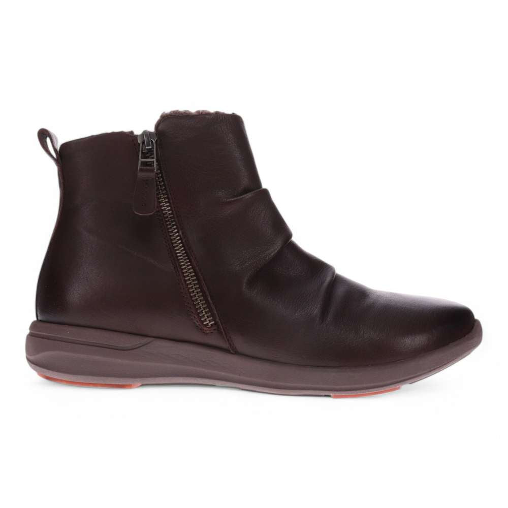 Nina II Boots - Chocolate