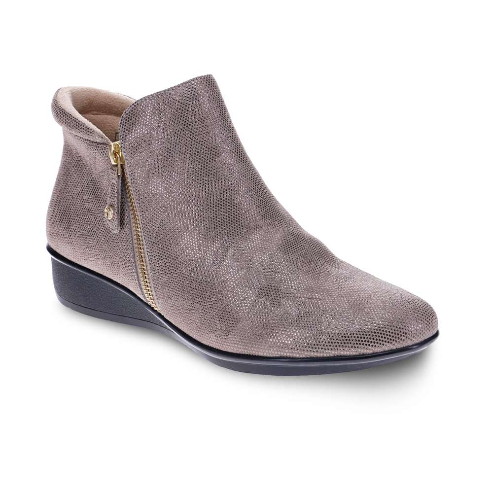 Damascus Boot - Champagne Angle