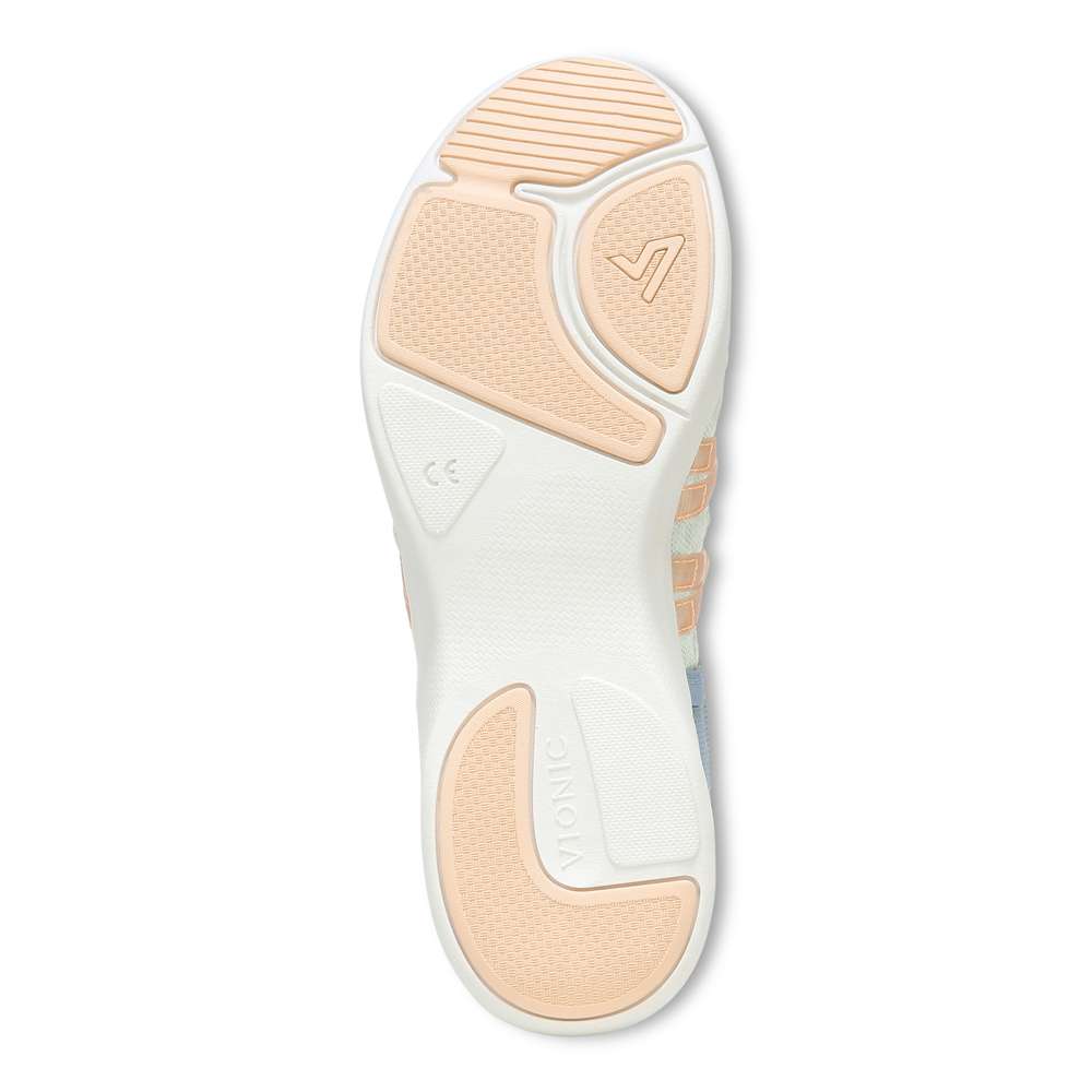 Adore Active Sneaker - Seafoam
