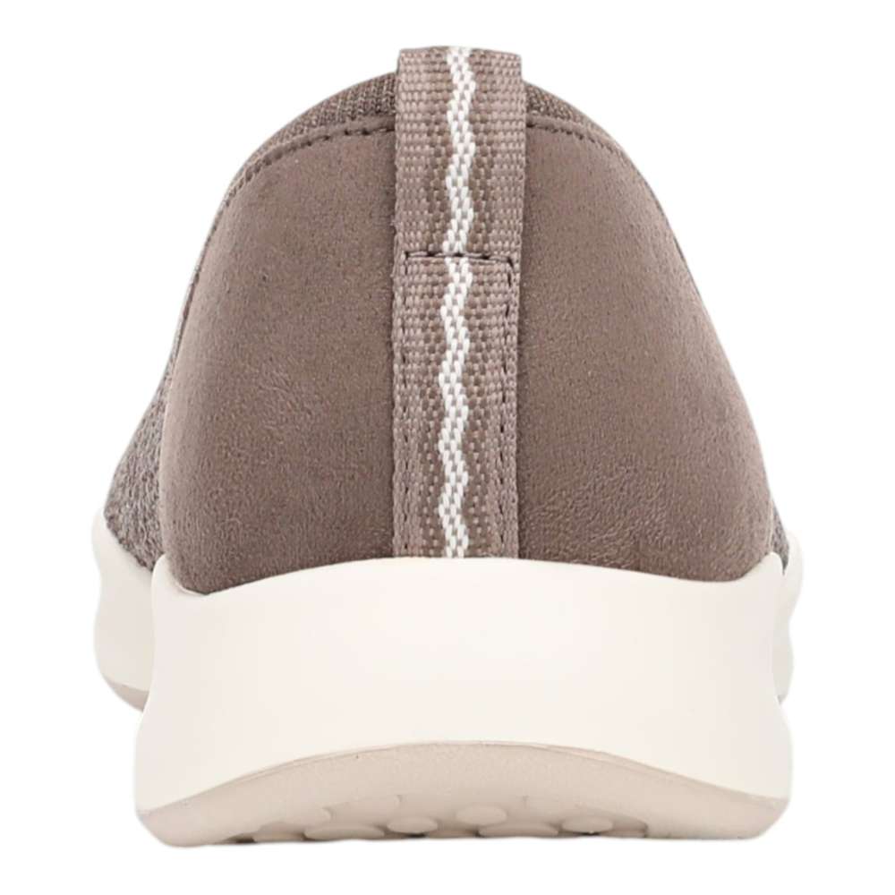 Unity Skimmer Active Slip-On - Latte