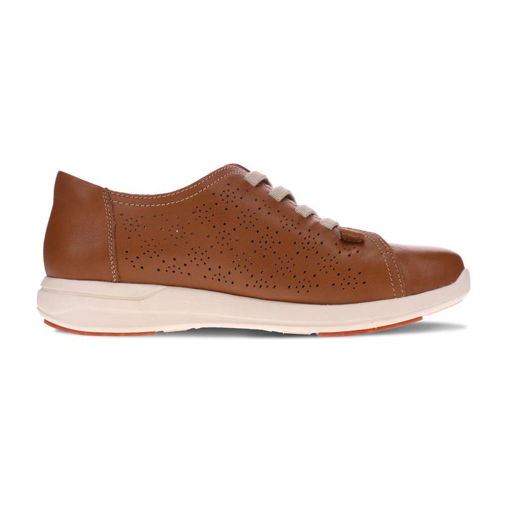 Nile Sneaker - Tan