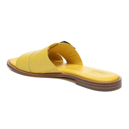 Faryn Slide Sandal - Daisy Yellow