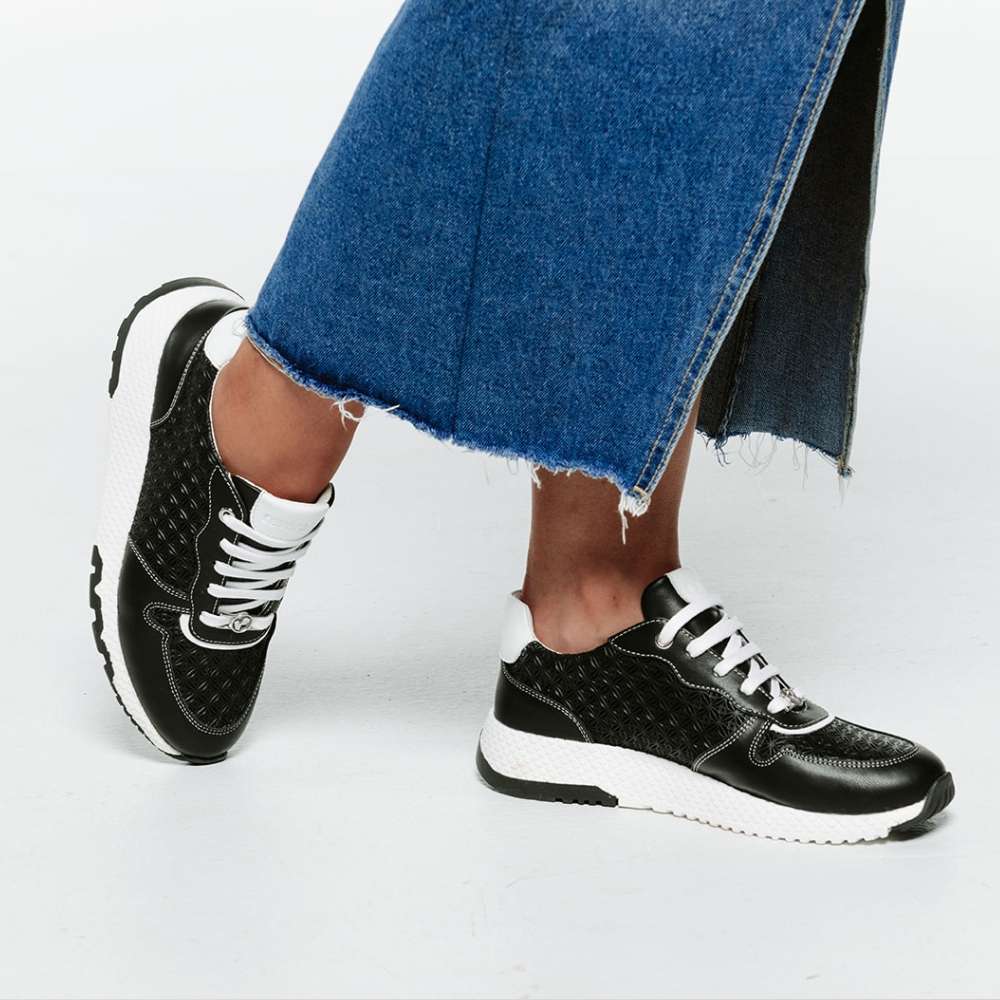 Los Angeles Casual Sneaker - Black