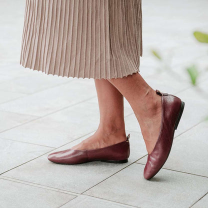 Carla Flat - Deep Plum Purple