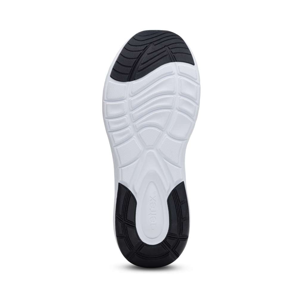 Dash Arch Support Slip-On Sneaker - Black