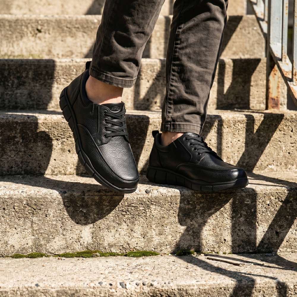 Jackson Lace-Up Work Shoe - Black