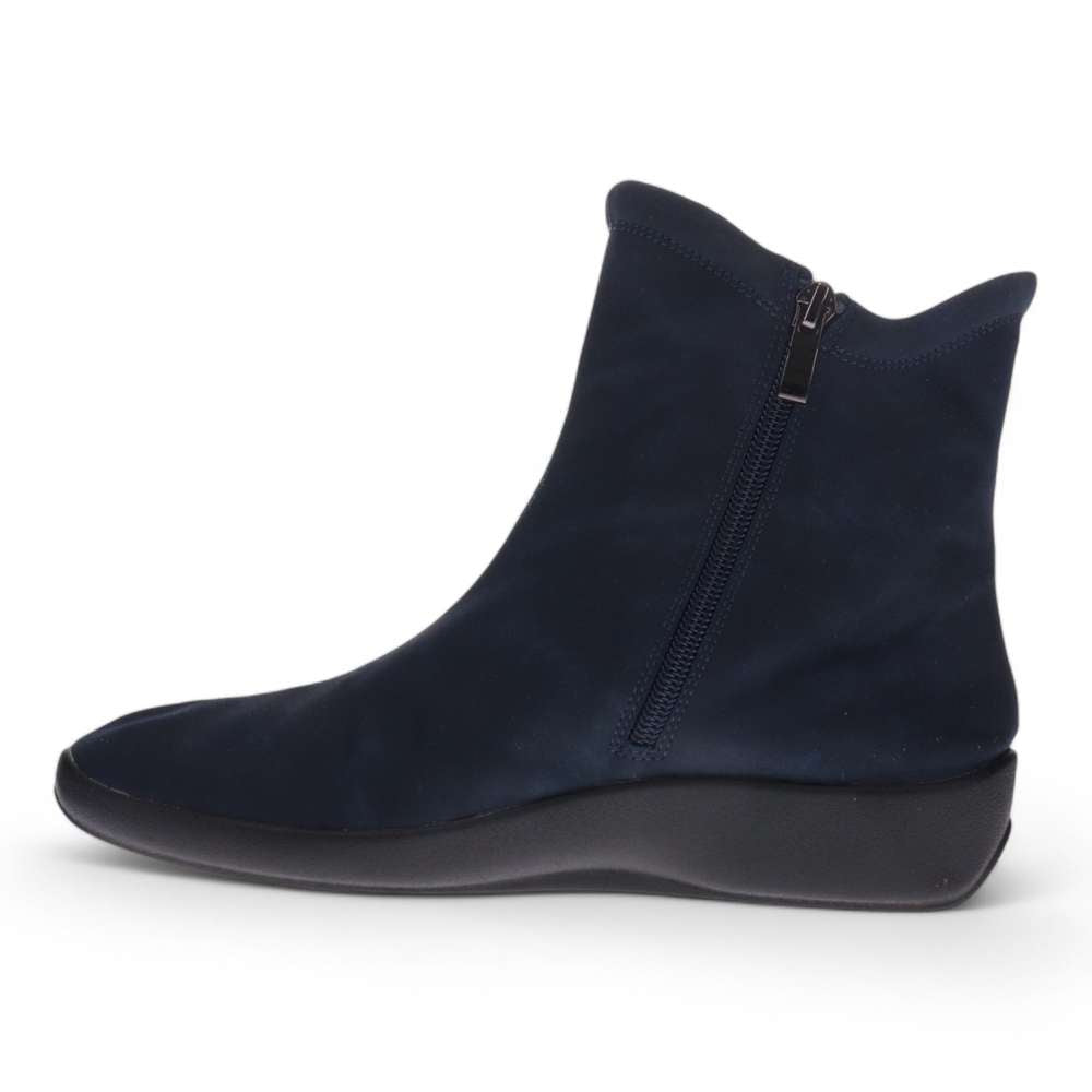 Karla Boot - Navy