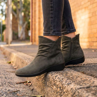 Karla Boot - Olive