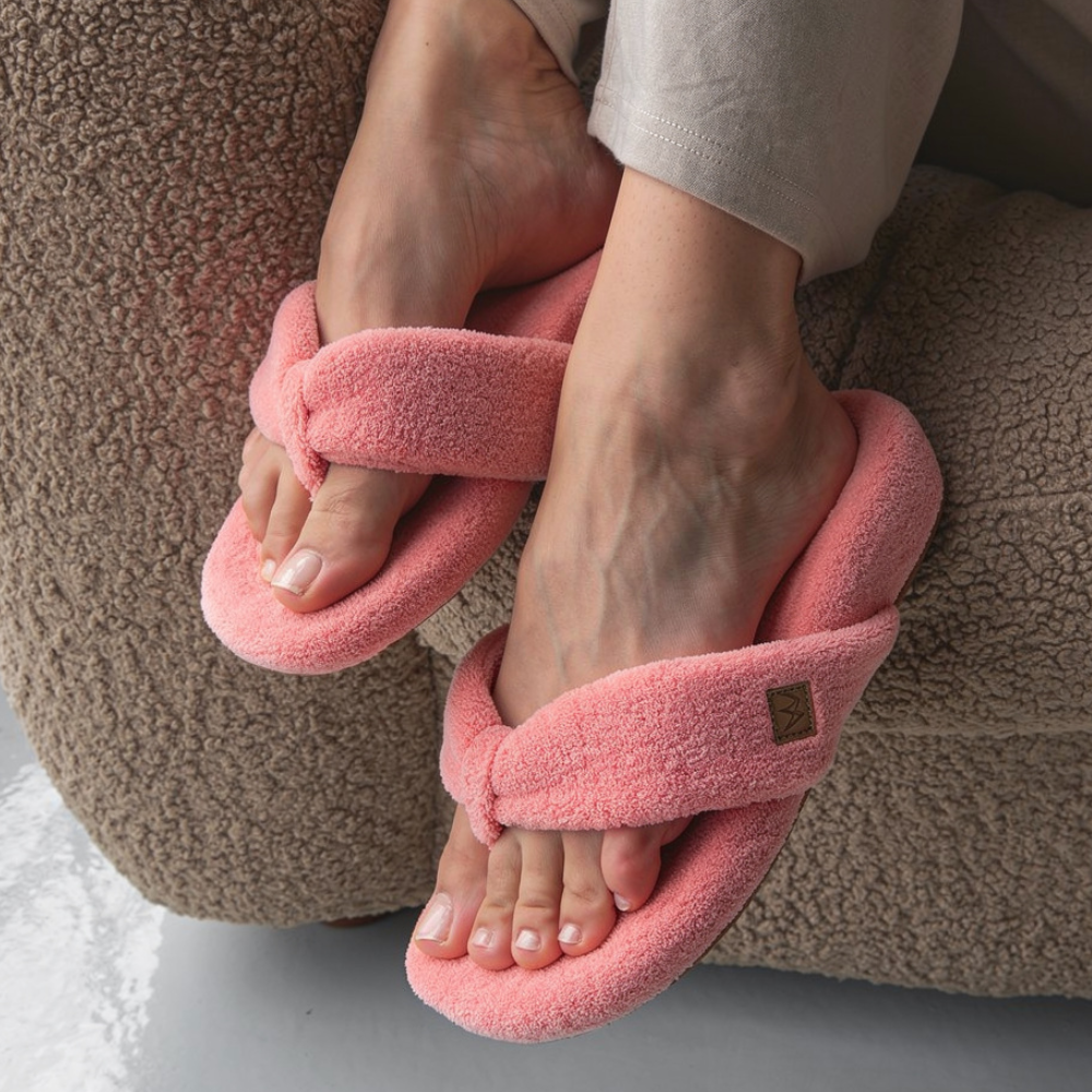 Cozy Toe Post Slipper - Apricot