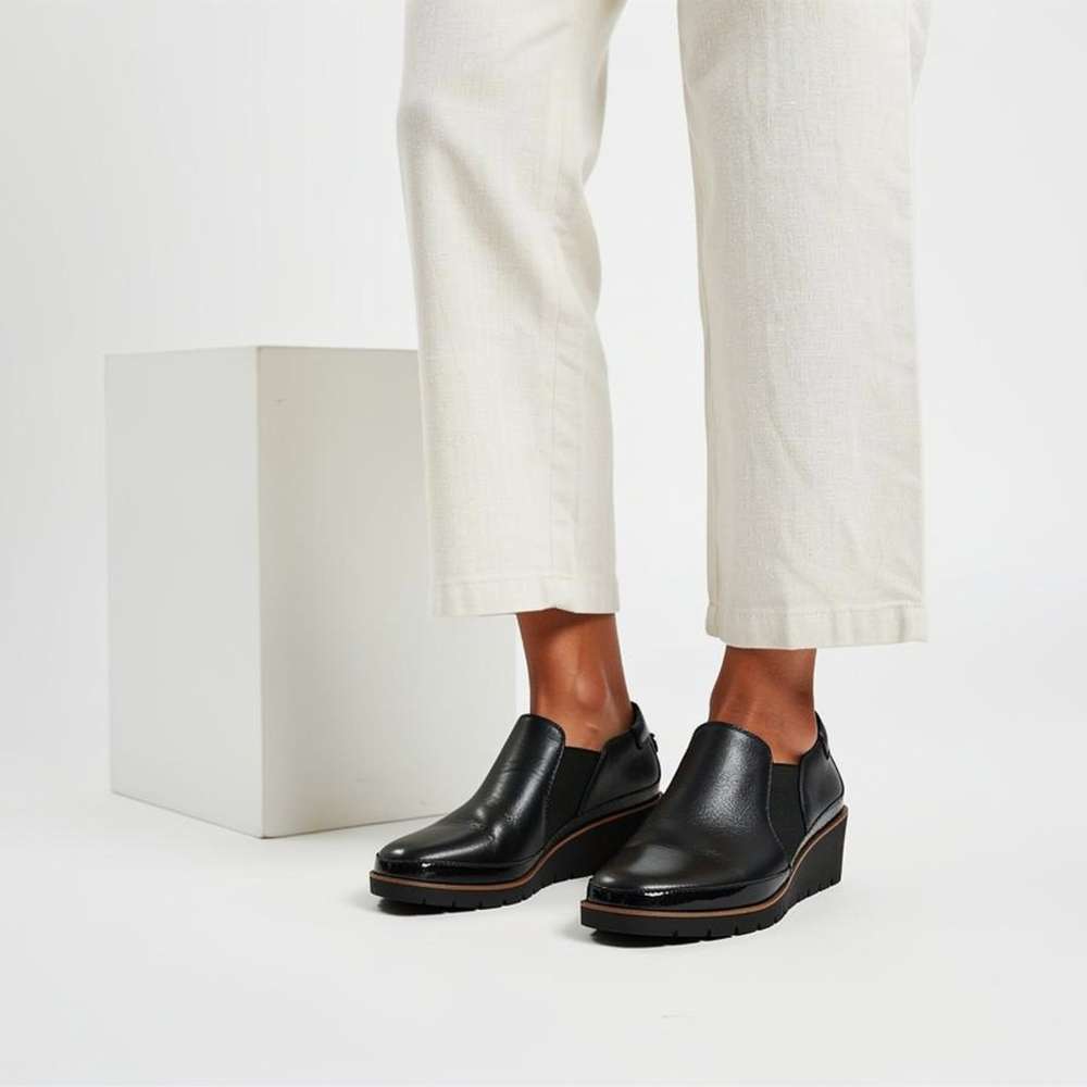 Mykonos Wedge Loafer - Black