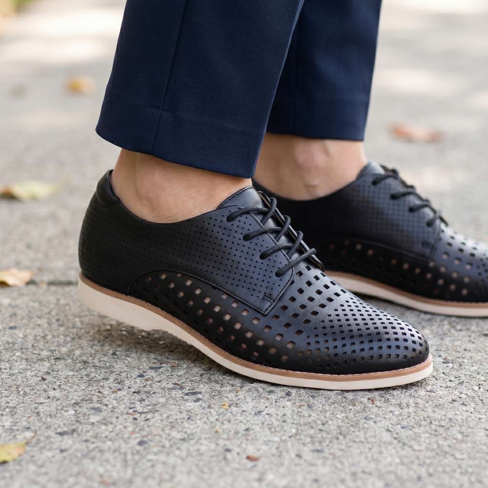 Rihannah Perf Oxford - Black